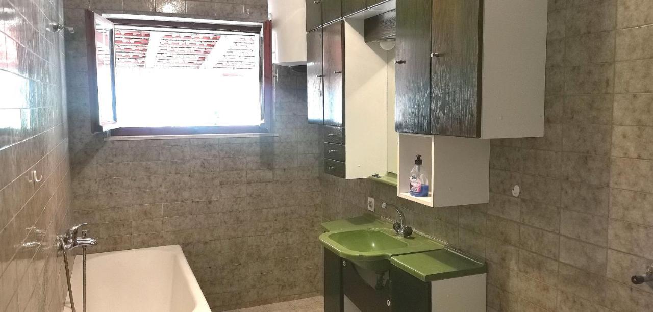 شقة Big House For 14 People In Centre Of لومباردا المظهر الخارجي الصورة